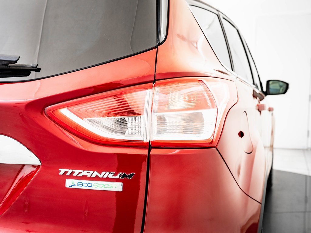 Used 2016 Ford Escape Titanium image 9