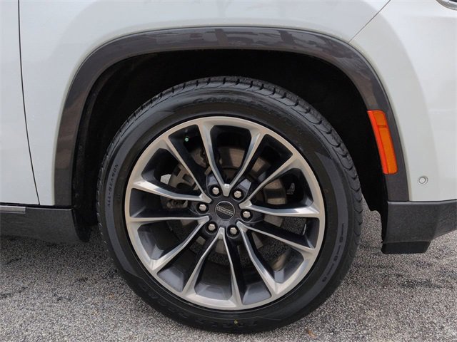 Used 2022 Jeep Wagoneer Series III w/ Premium Group I image 10