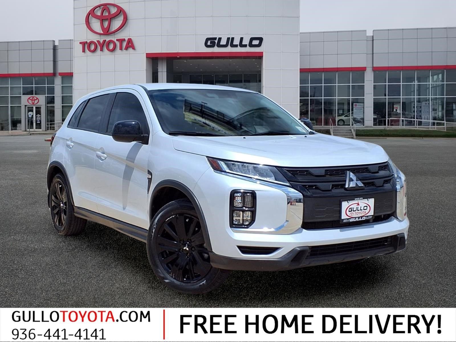 Used 2023 Mitsubishi Outlander Sport LE image 1