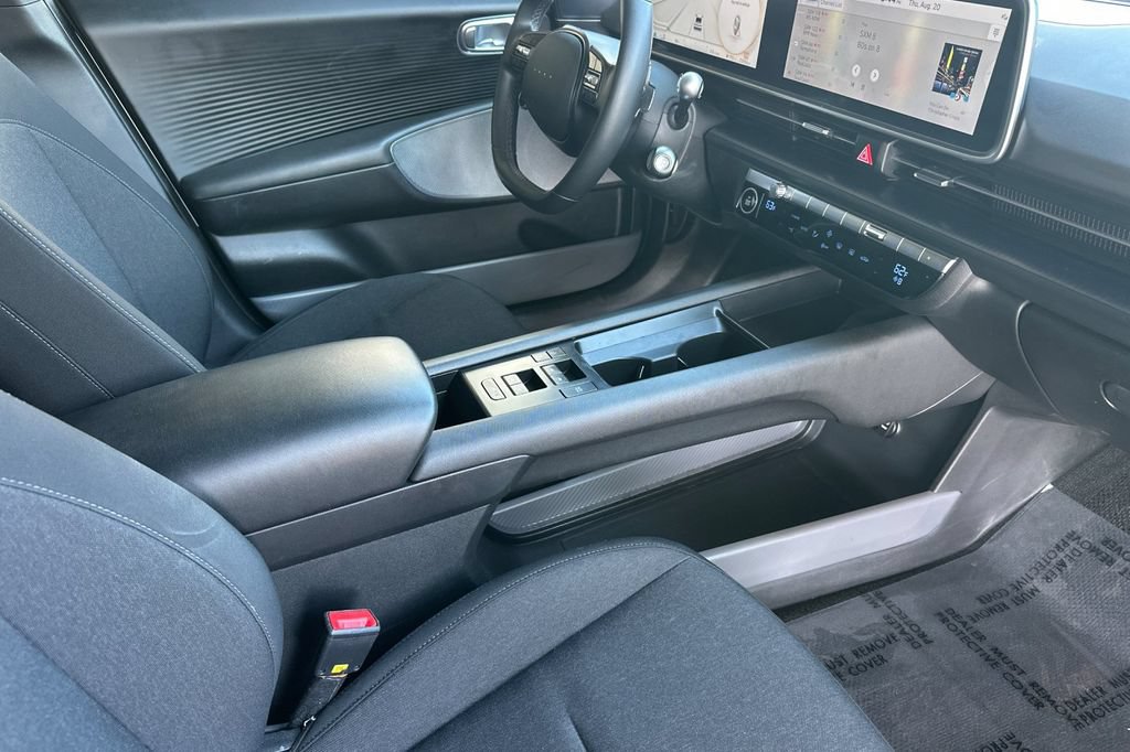 Used 2024 Hyundai Ioniq 6 SE RWD image 18