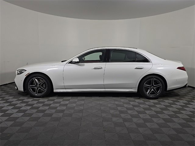 New 2025 Mercedes-Benz S 580 4MATIC Sedan image 2