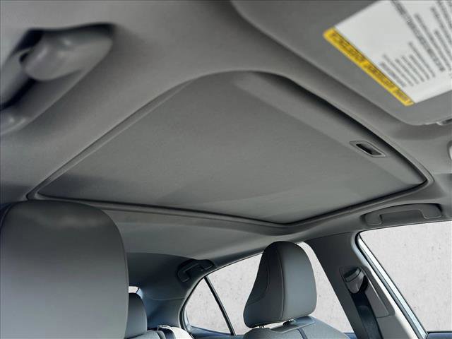 Used 2021 Toyota Camry XLE image 25