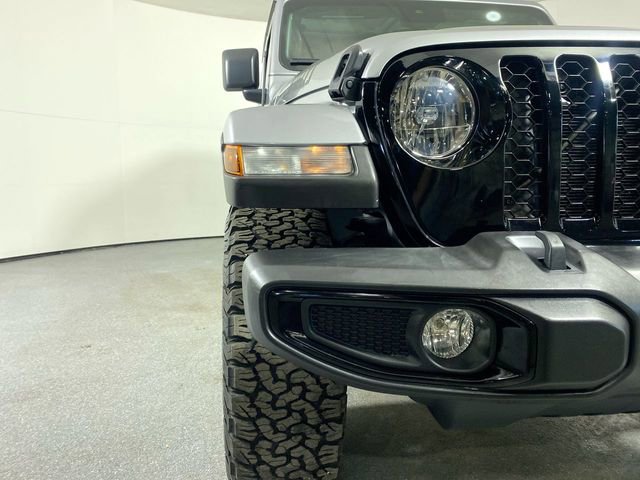 Used 2021 Jeep Gladiator Willys image 29