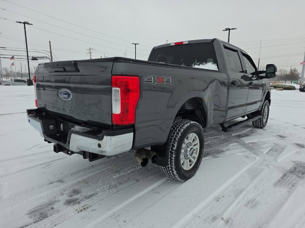 Used 2017 Ford F250 XLT w/ XLT Value Package image 5