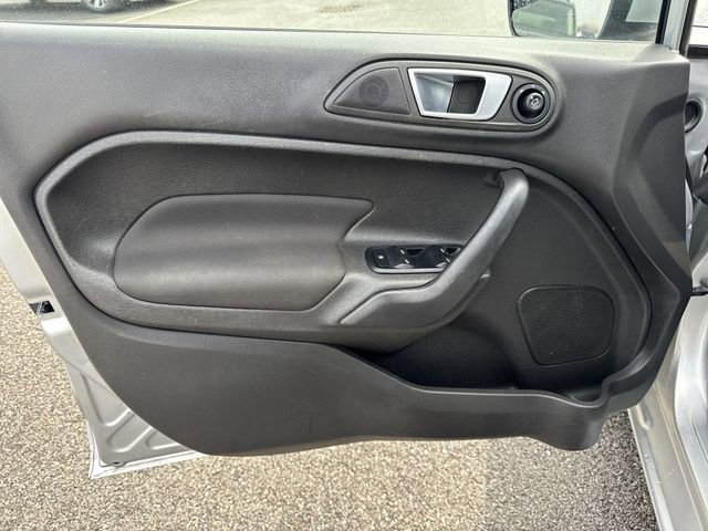 Used 2014 Ford Fiesta SE FWD image 18