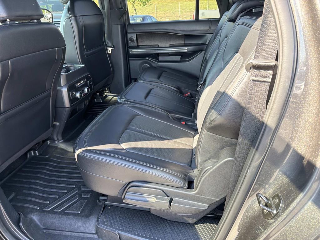 Used 2021 Ford Expedition Max Limited AWD/4WD image 15