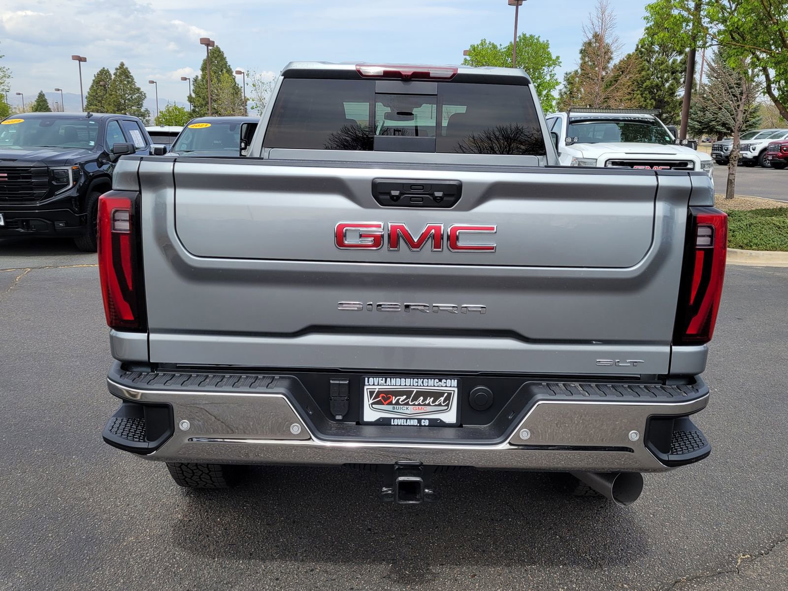 New 2026 GMC Sierra 2500 SLT w/ SLT Premium Package AWD/4WD image 9