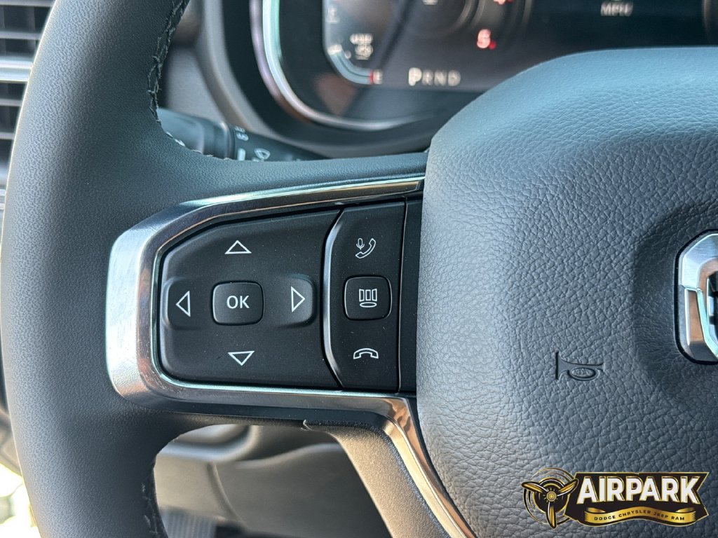 New 2026 RAM 2500 Laramie AWD/4WD image 22