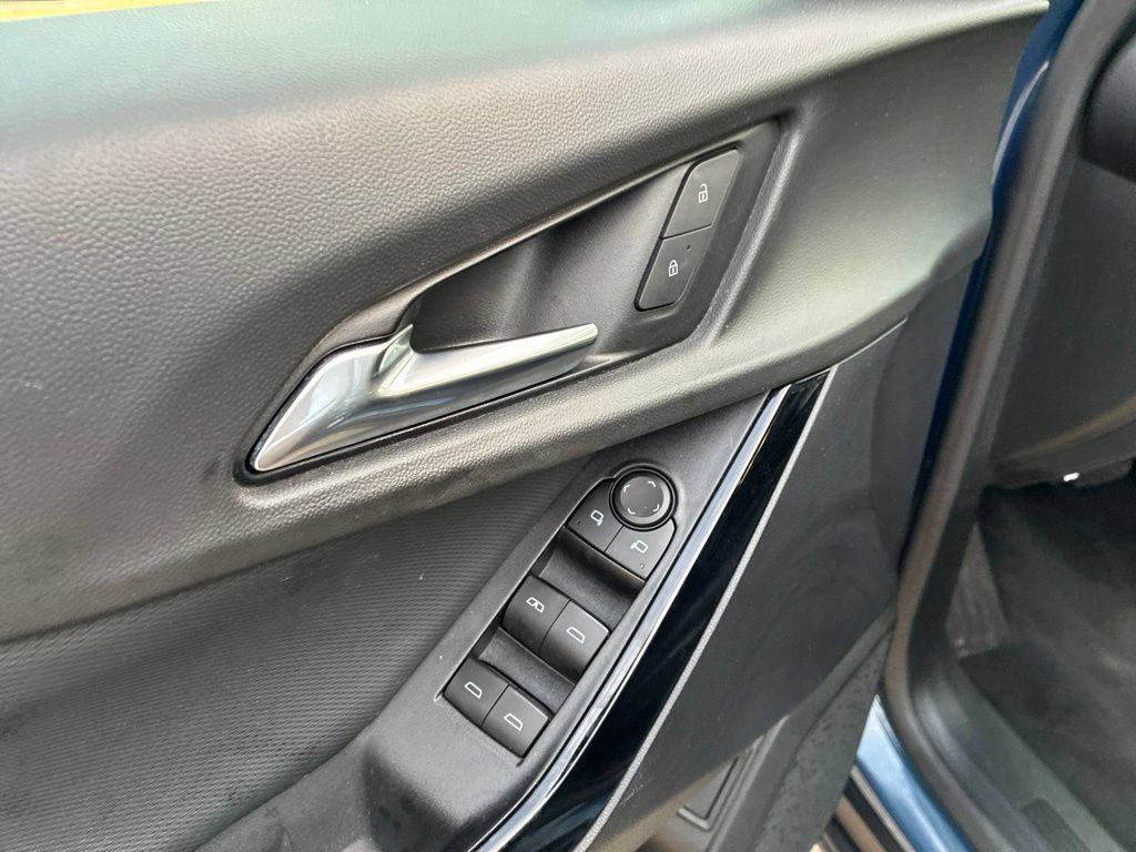 Used 2025 Chevrolet Equinox LT w/ Convenience Package II AWD/4WD image 19