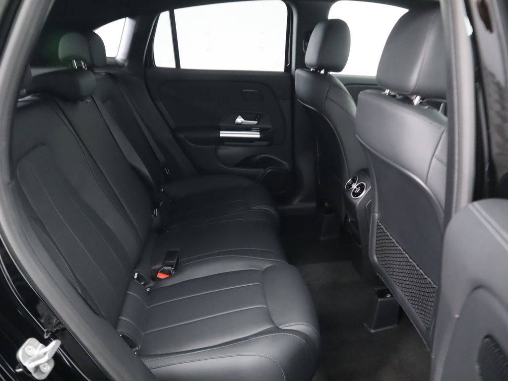 Certified 2025 Mercedes-Benz GLA 250 image 24