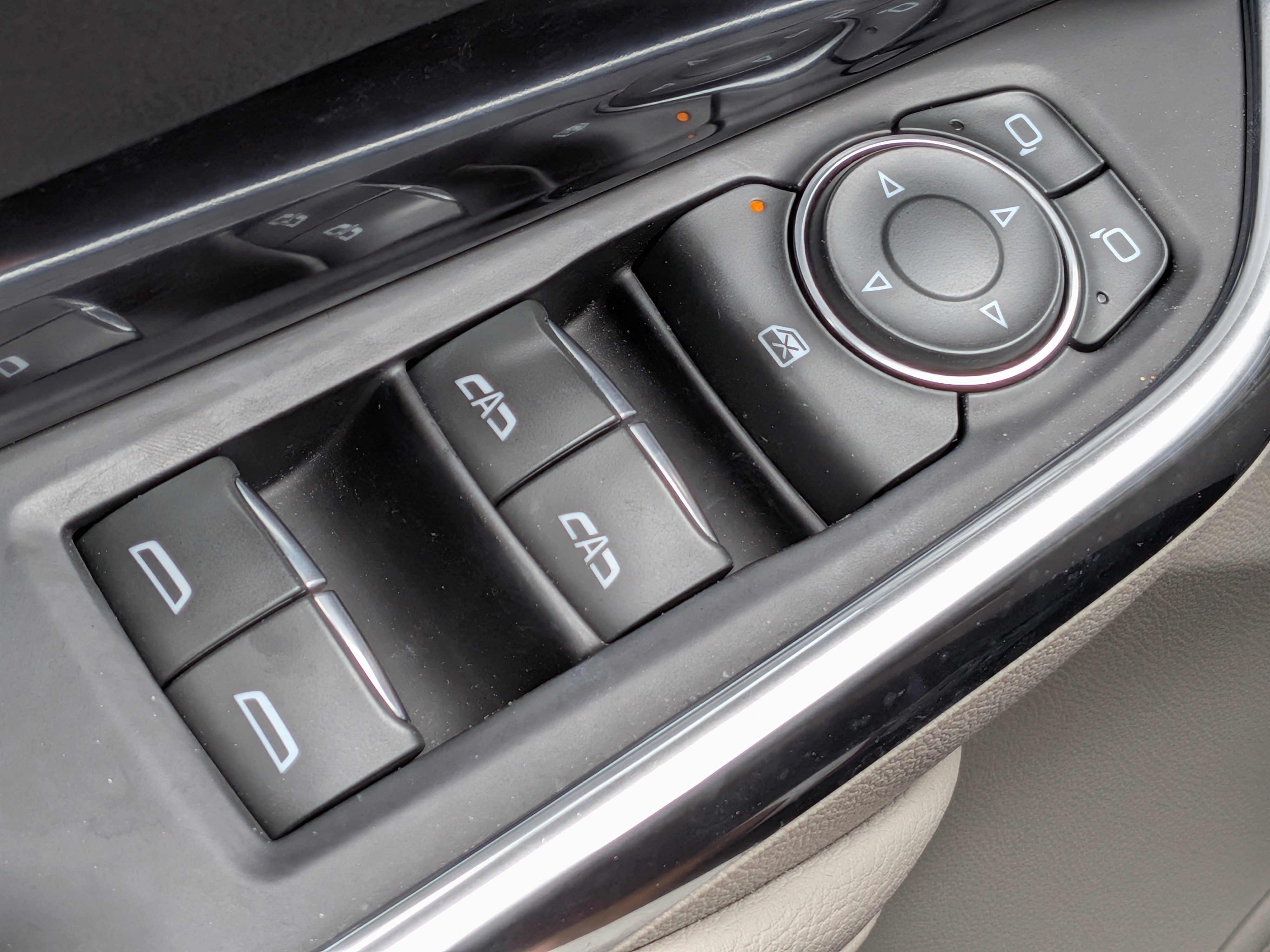 Certified 2019 Cadillac XT4 Luxury FWD image 21