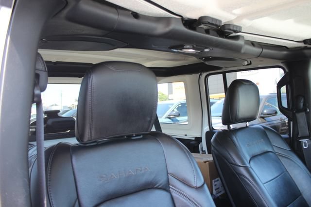 Used 2018 Jeep Wrangler Unlimited Sahara w/ Dual Top Group AWD/4WD image 63