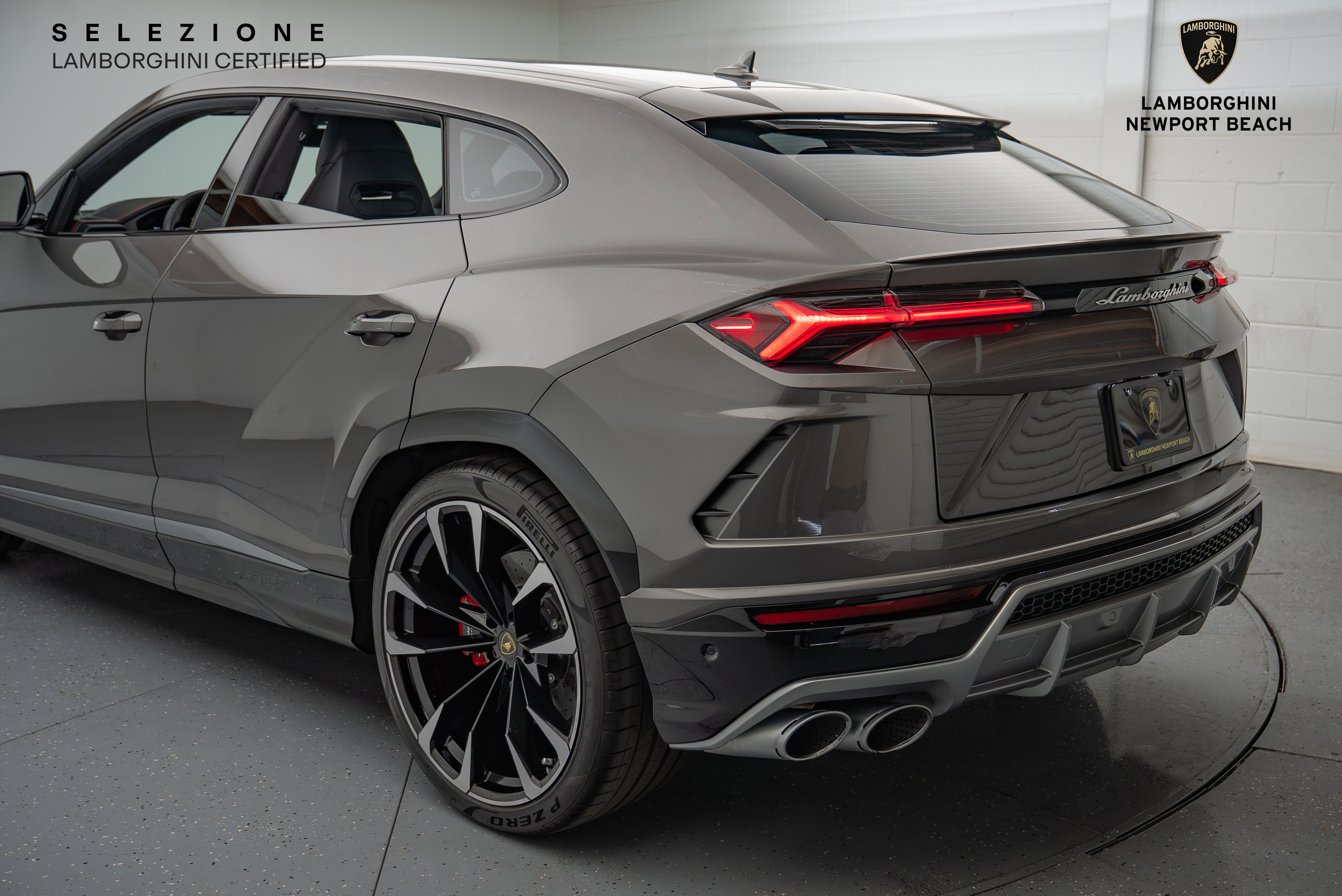 Used 2021 Lamborghini Urus image 14