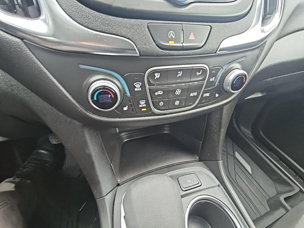 Certified 2024 Chevrolet Equinox LT w/ LPO, Floor Liner Package image 30