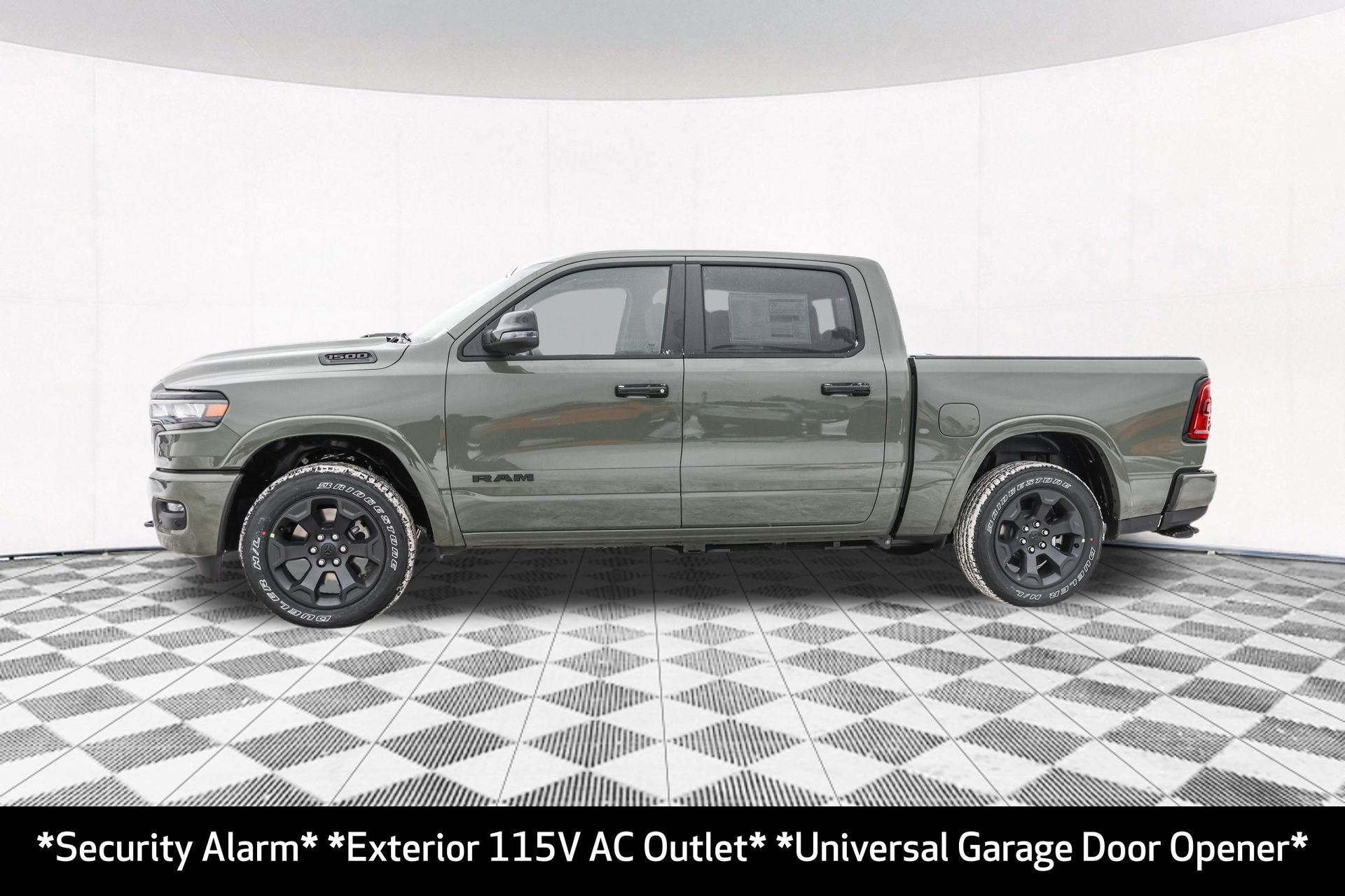 New 2026 RAM 1500 4x4 Crew Cab image 11