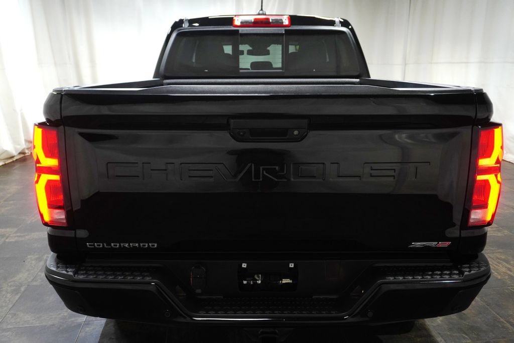 Used 2026 Chevrolet Colorado ZR2 AWD/4WD image 5