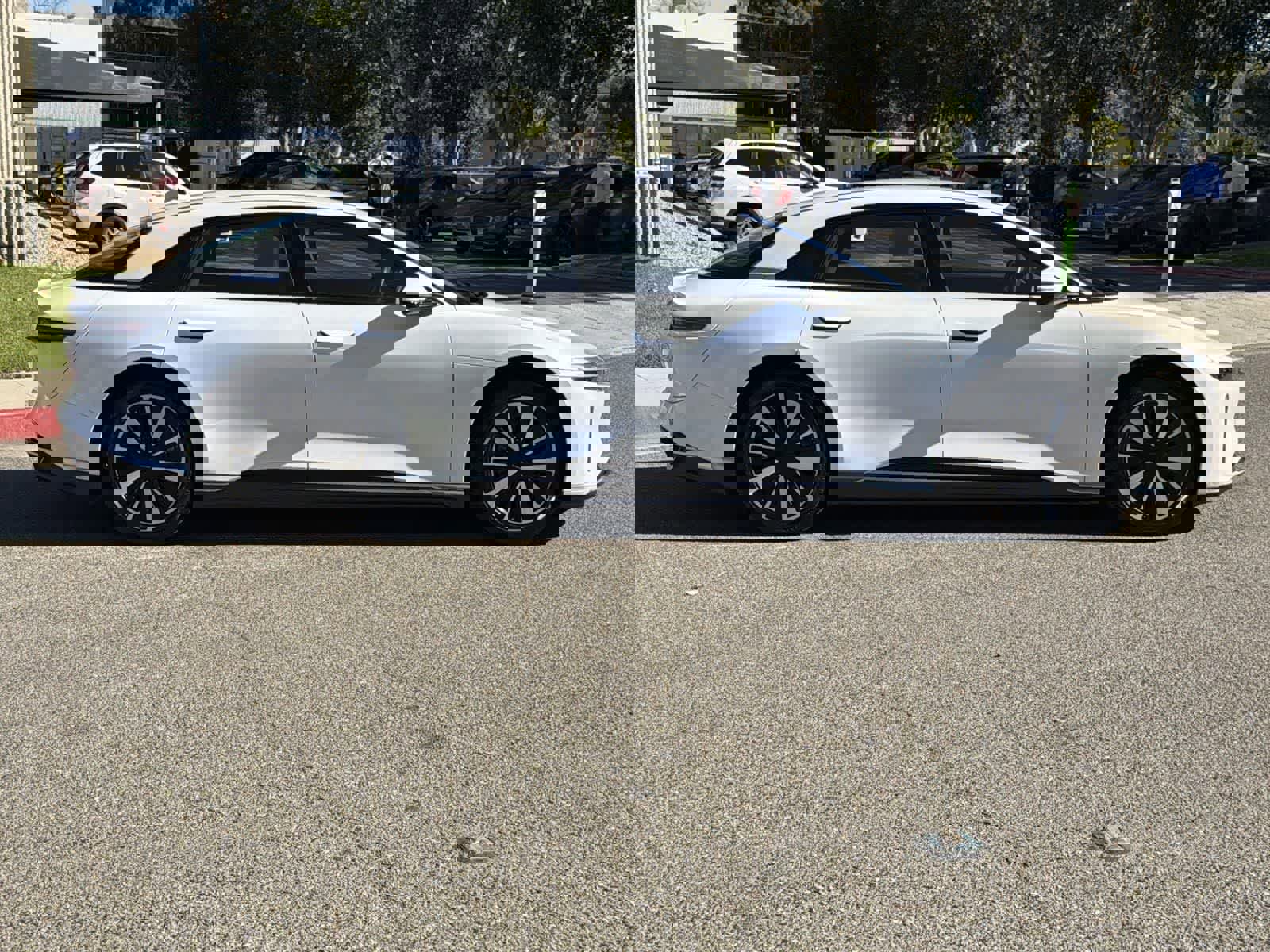 Used 2024 Lucid Air Pure image 3