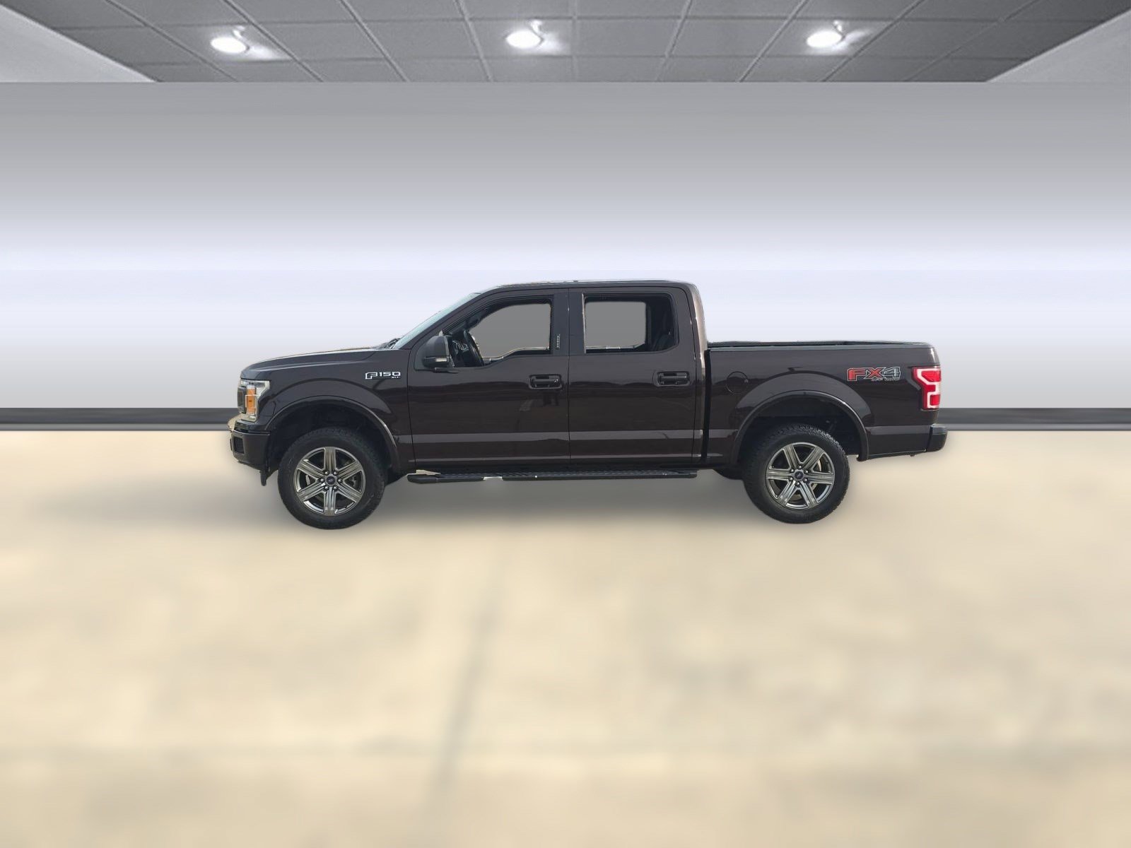 Used 2018 Ford F150 XLT w/ Equipment Group 302A Luxury image 2