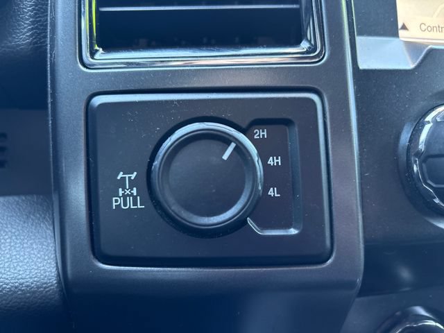 Used 2019 Ford F150 XLT w/ Equipment Group 302A Luxury AWD/4WD image 30