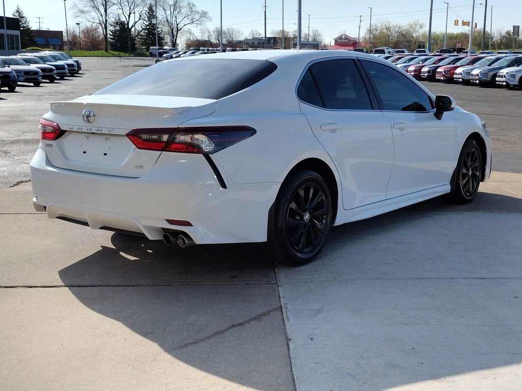 Used 2023 Toyota Camry SE FWD image 13