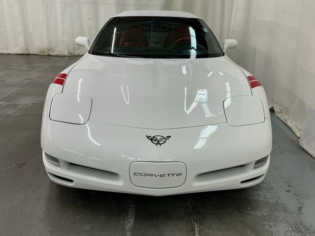 Used 2001 Chevrolet Corvette Convertible w/ Preferred Equipment Group2 RWD image 10