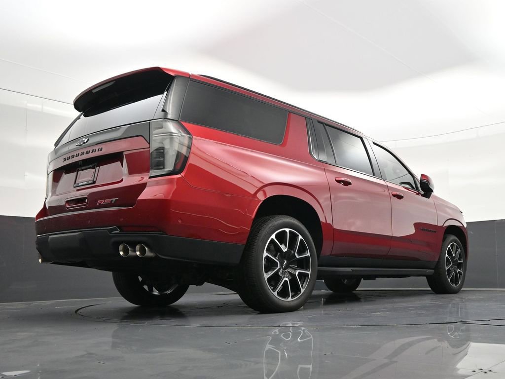 Used 2026 Chevrolet Suburban RST w/ Comfort Package image 29
