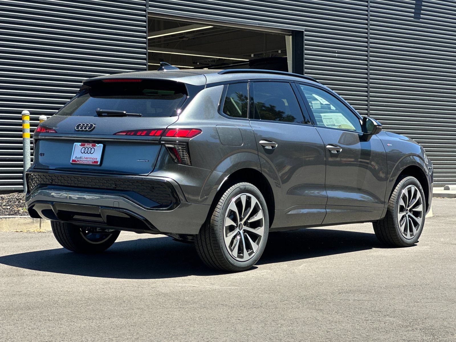 New 2026 Audi Q3 quattro 2.0T AWD/4WD image 6