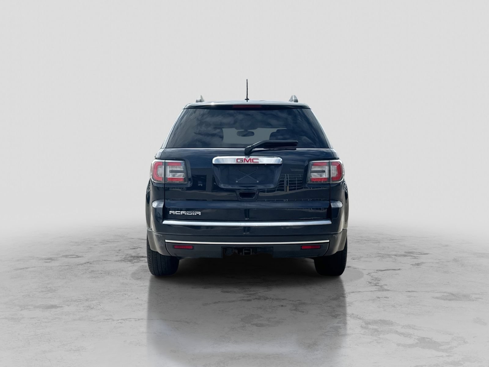 Used 2015 GMC Acadia SLE FWD image 4
