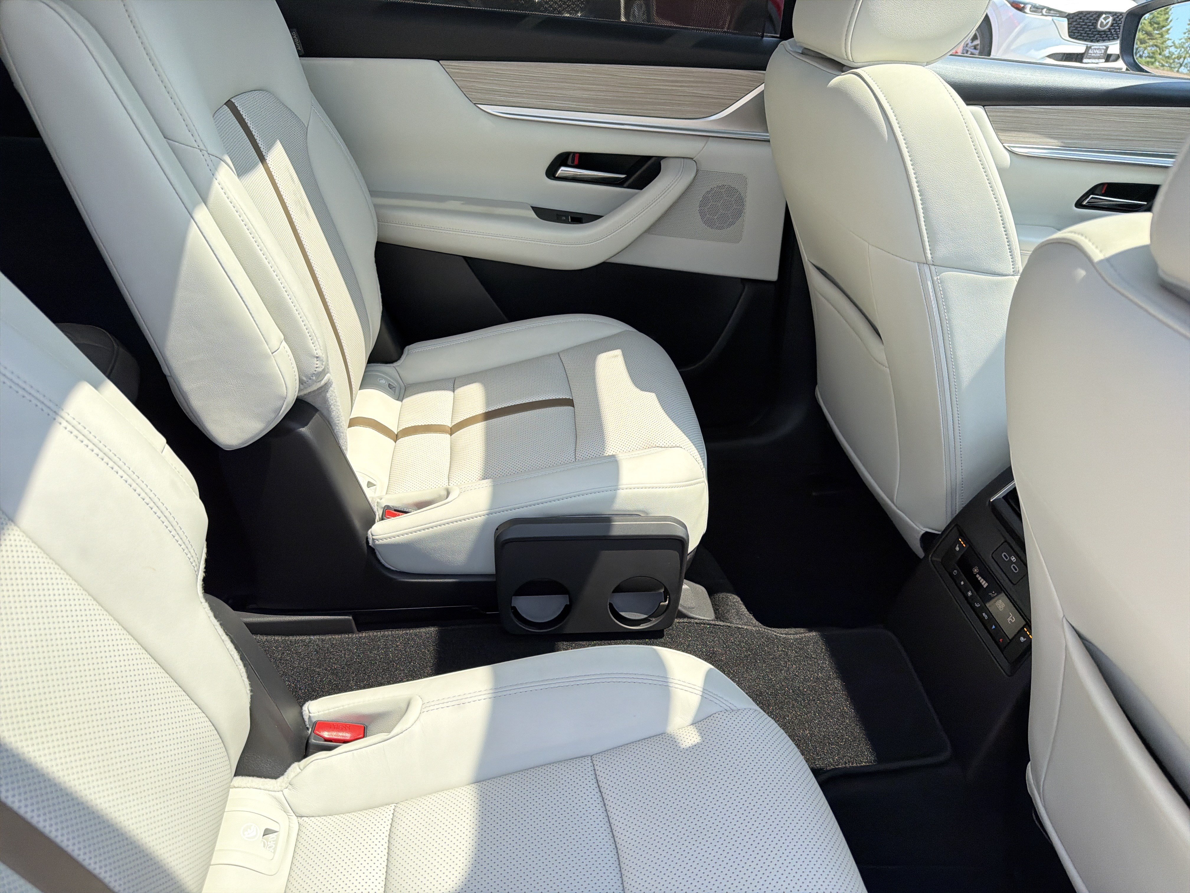 Certified 2024 MAZDA CX-90 Plug-In Hybrid w/ Premium Plus AWD/4WD image 76