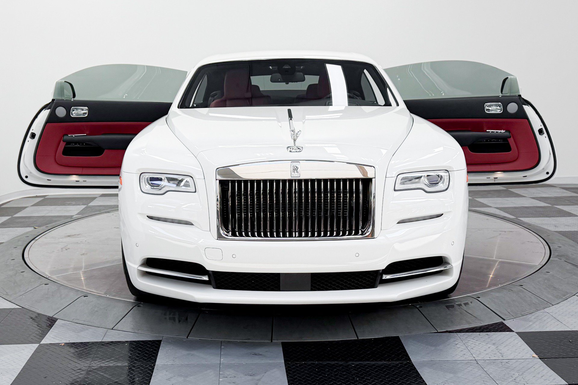Used 2019 Rolls-Royce Wraith RWD image 29