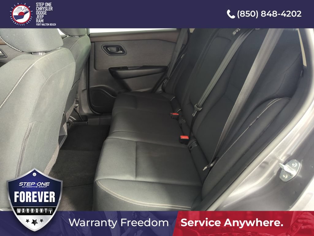Used 2023 Nissan Rogue S FWD image 27
