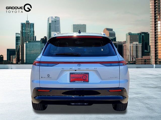 New 2026 Toyota Crown Signia image 4