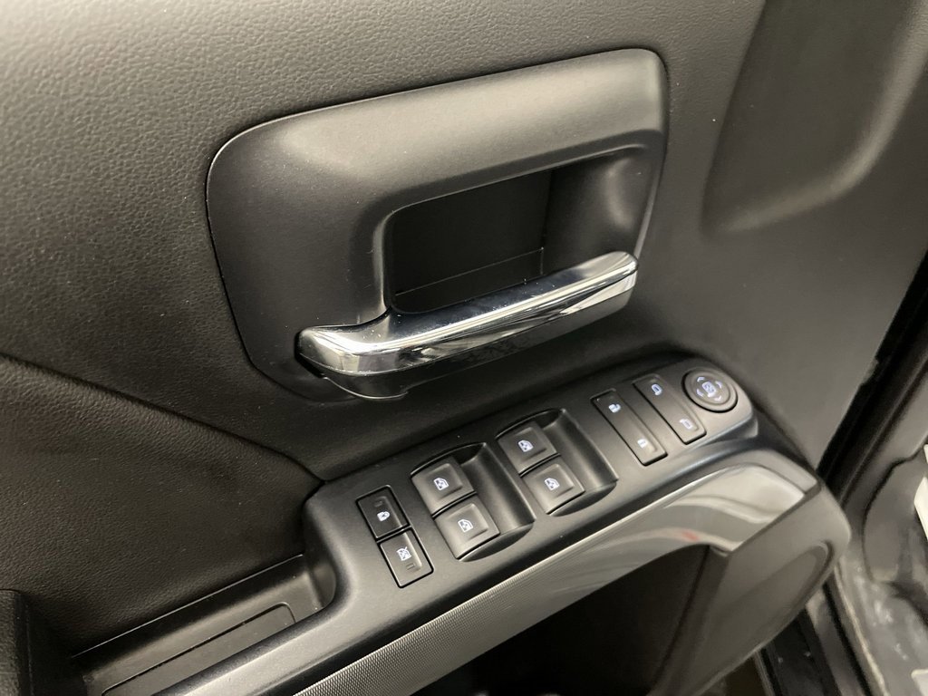 Used 2019 Chevrolet Silverado 1500 LT w/ All Star Edition image 15