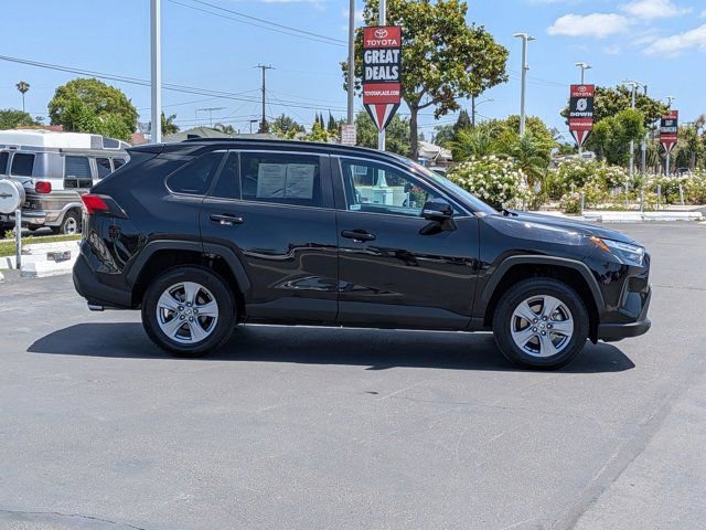 Used 2024 Toyota RAV4 XLE FWD image 4