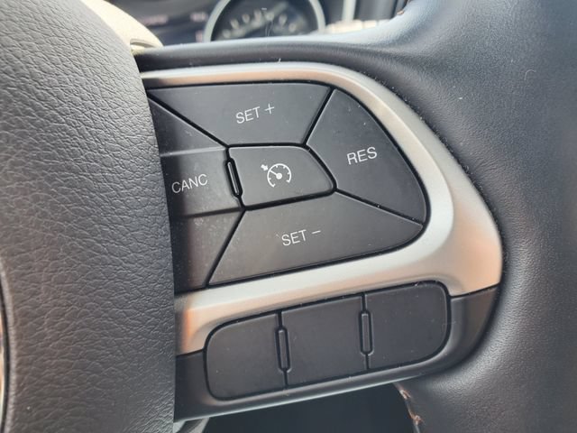 Used 2020 Jeep Compass Limited AWD/4WD image 24