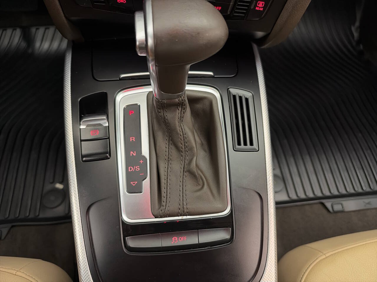 Used 2013 Audi A4 2.0T Premium FWD image 16