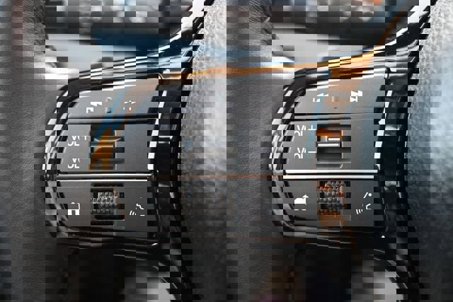 Used 2025 Honda Pilot Touring image 40