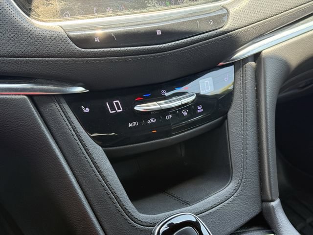 Used 2021 Cadillac XT5 Premium Luxury AWD/4WD image 27