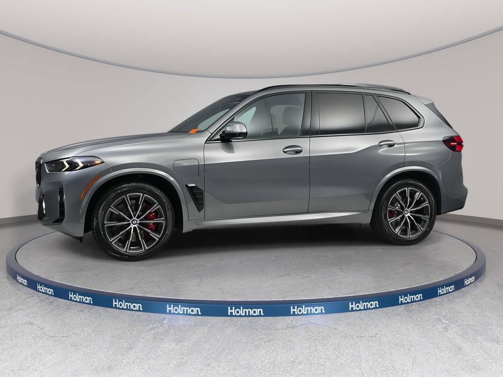 New 2026 BMW X5 xDrive50e w/ M Sport Package AWD/4WD image 8