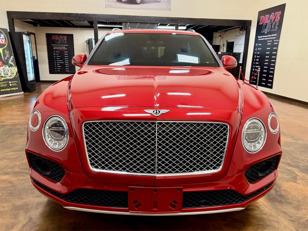 Used 2017 Bentley Bentayga AWD/4WD image 4