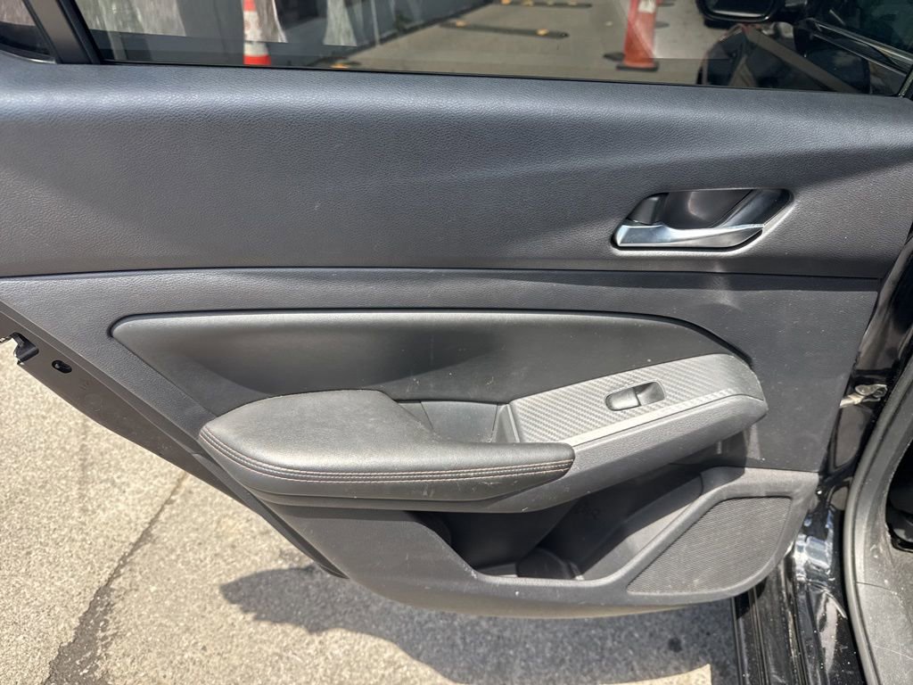 Used 2020 Nissan Altima 2.5 SR FWD image 25