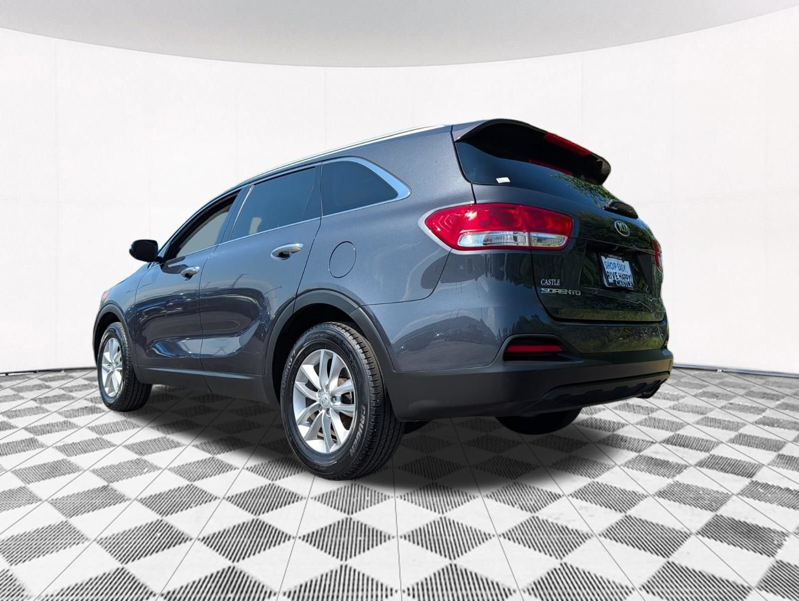 Used 2017 Kia Sorento FWD image 9