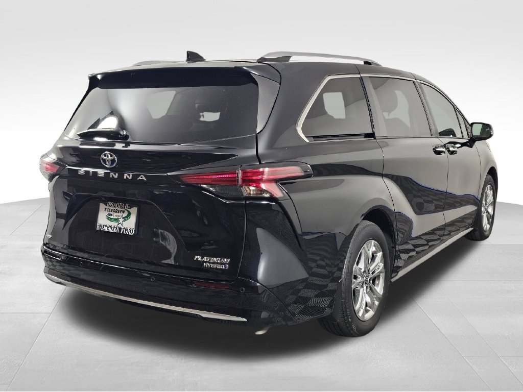 Used 2022 Toyota Sienna Platinum AWD/4WD image 7