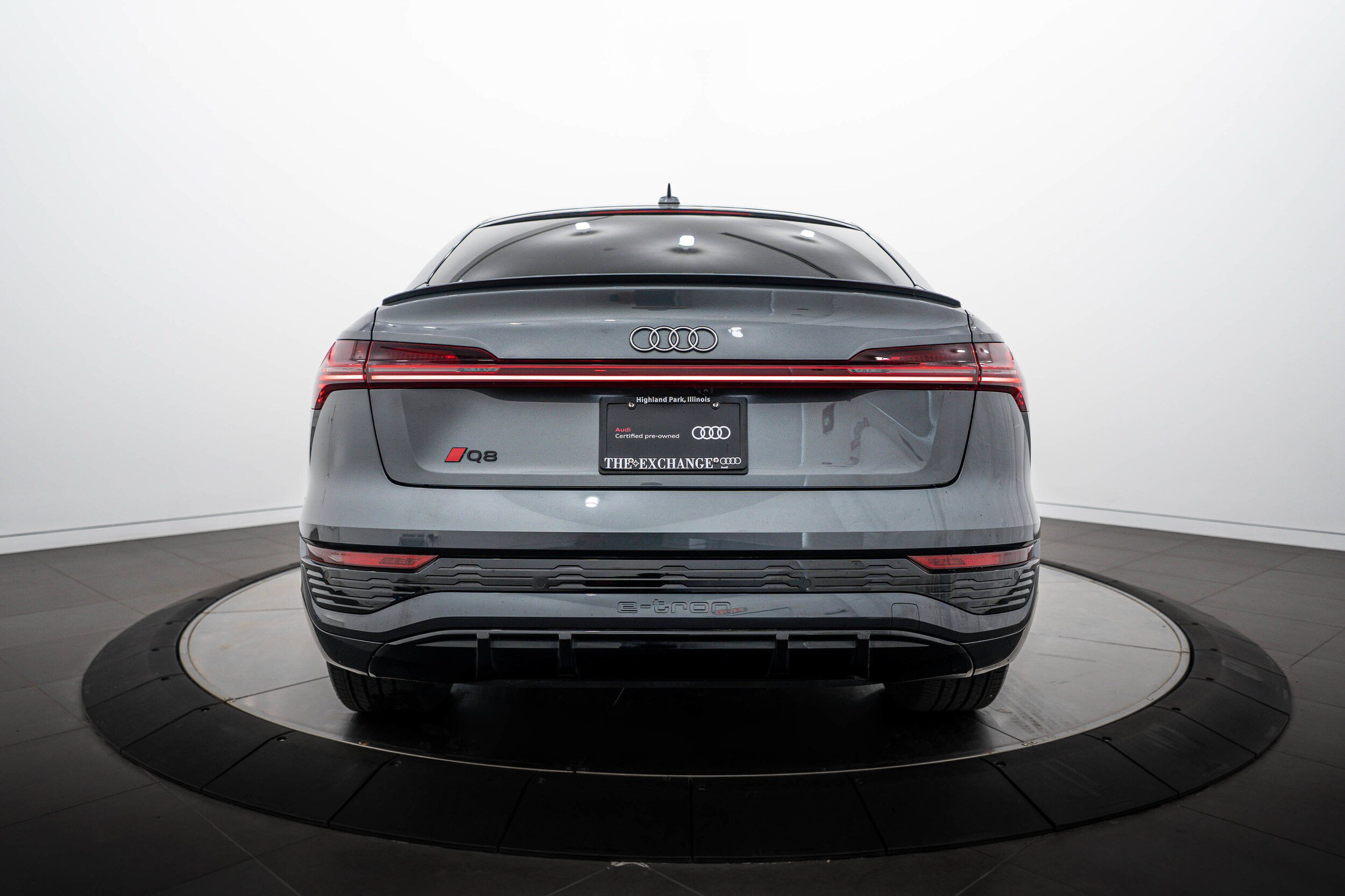 Certified 2024 Audi Q8 e-tron Prestige w/ Prestige Package AWD/4WD image 23
