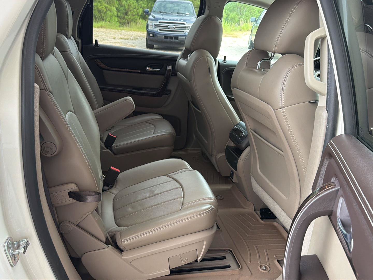 Used 2014 GMC Acadia Denali FWD image 12