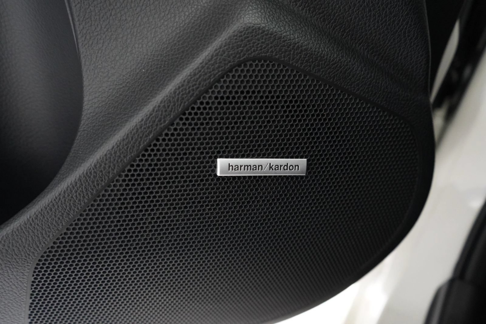 Used 2017 Subaru WRX STI Limited AWD/4WD image 9