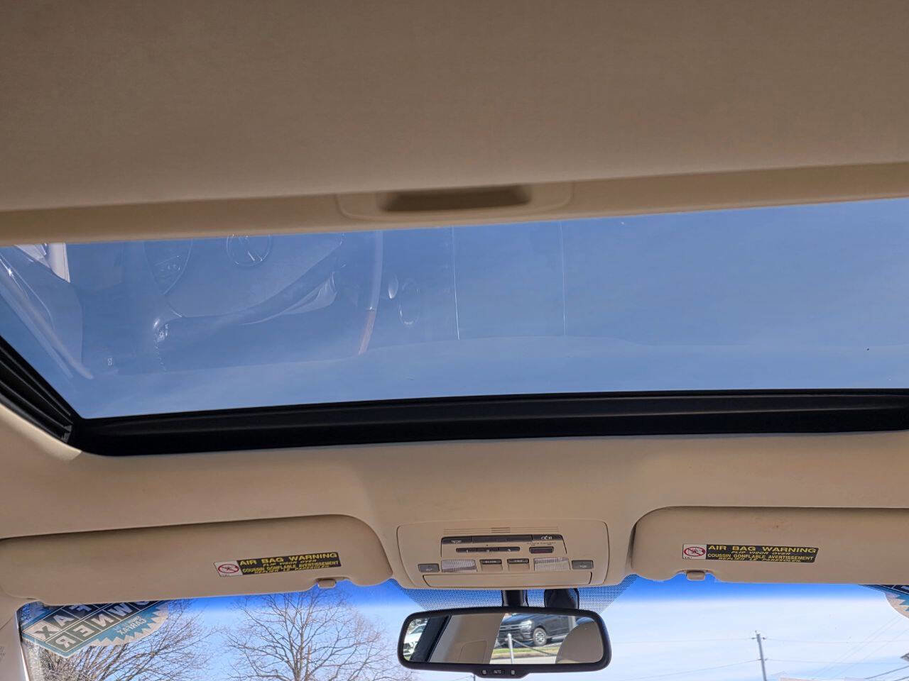 Used 2011 Lexus ES 350 image 17