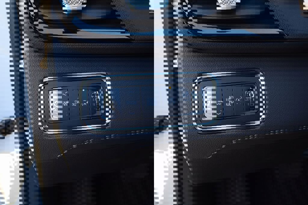 New 2026 Buick Enclave Sport Touring w/ Power Package image 7