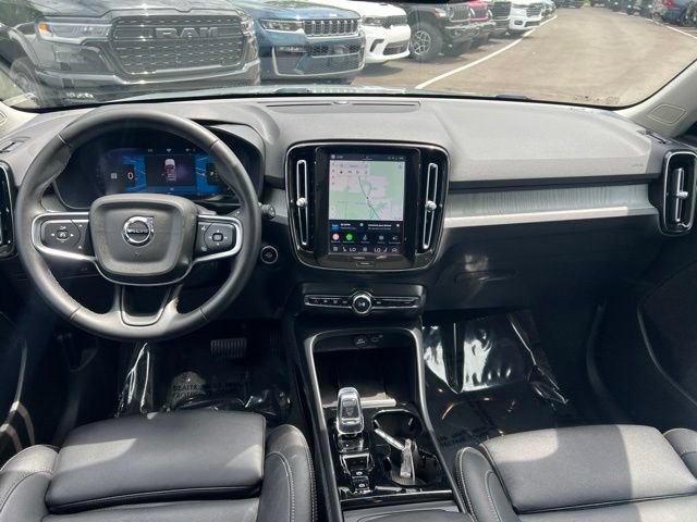 Used 2024 Volvo XC40 B5 Plus AWD/4WD image 20