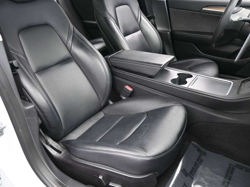 Used 2021 Tesla Model 3 Standard Range Plus image 42